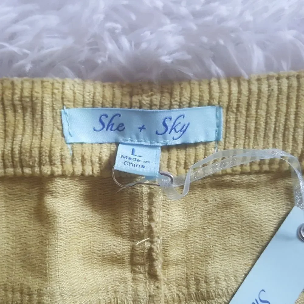 She & Sky Corduroy Mini Skirt Size Large NEW‎